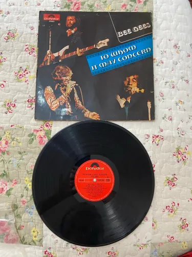 Disco de vinil pop/rock década 70 Bee Gees