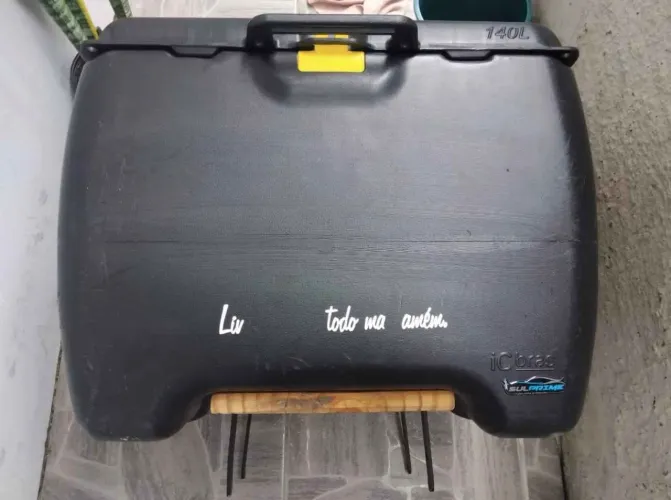 Bau 140 litros