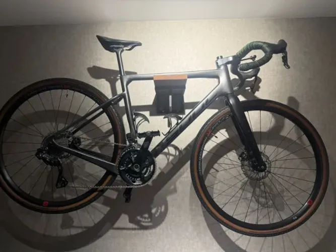 Bicicleta Soul Gravel Carbono + Cambio Eletrônico Shimano GRX