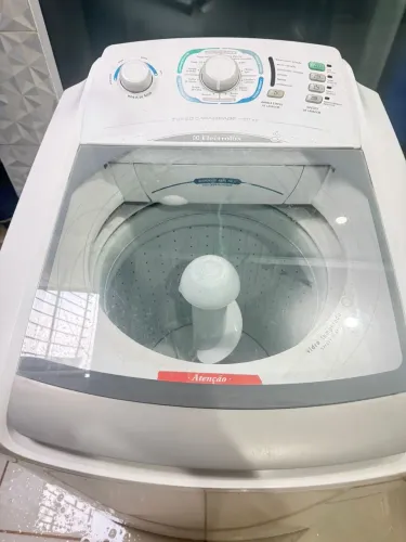 Máquina de lavar eletrolux lct10 10kg
