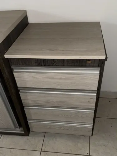 Gaveteiro de Escritório 4 Gavetas Bicolor ? R$ 300 | Campo Grande/MS