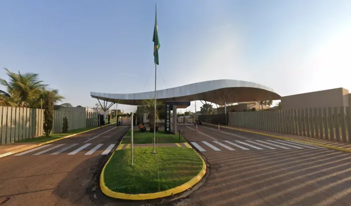 Lote em condomínio para venda em Condomínio do Bosque II, 517m²