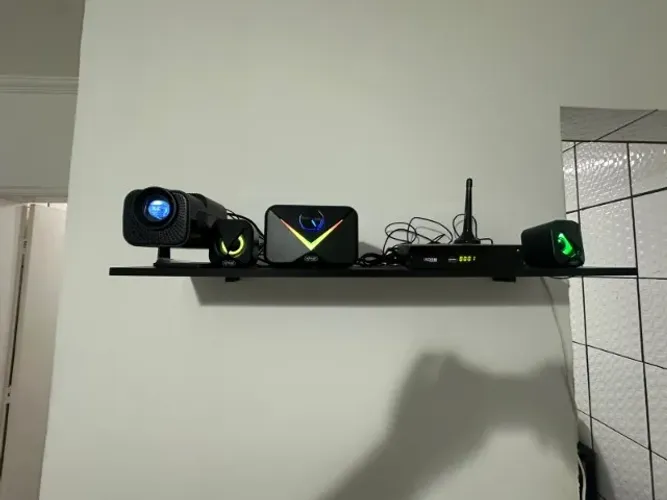 Kit Projetor Smart + TV Digital + Mini Home Theater 2.1