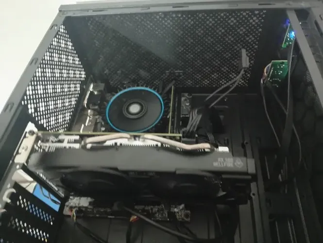 Cpu Gamer i5 9° Geração 16 giga ddr4 placa de video 8Giga nve 240 giga