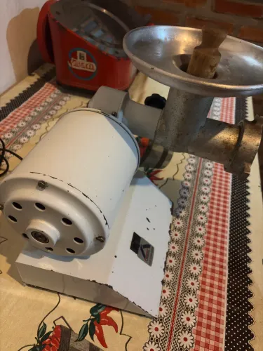 Máquina de Moer Moedor de Carne Elétrico Boca 08