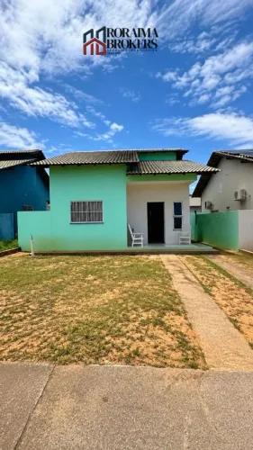 Casa à venda em condomínio fechado - IPÊ AMARELO (2 quartos sendo 1 suíte)