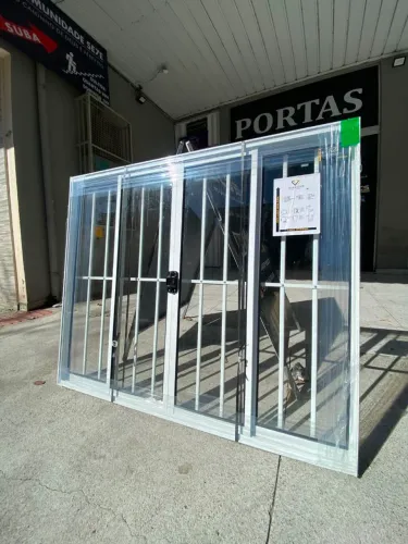JANELA DE ALUMÍNIO BRANCO COM GRADE 4F 1.00X1.50 - LINHA 20 MODULAR