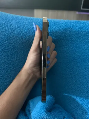 VENDO IPHONE 13 PRO MAX 256 GIGA DOURADO