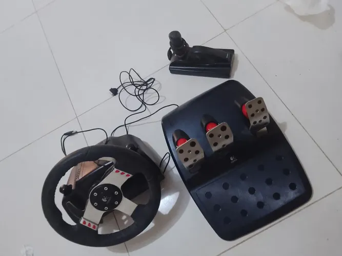 Vendo volante completo obs...x box 360,ps4,ps5,PC e outros