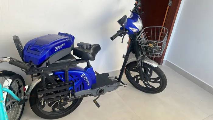 Bike Elétrica à Venda - Excelente Estado!