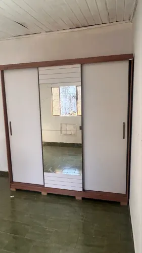 GUARDA ROUPA