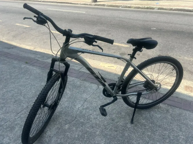 Bicicleta da gta de alumínio,em perfeito estado 