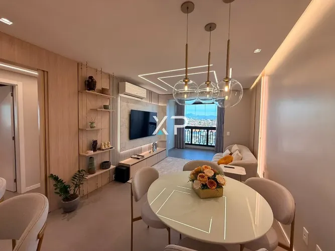 Apartamento 3 Dormitórios sendo uma Suíte Mobiliado