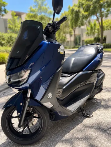 Yamaha NMax 160 2021 - troco por carro