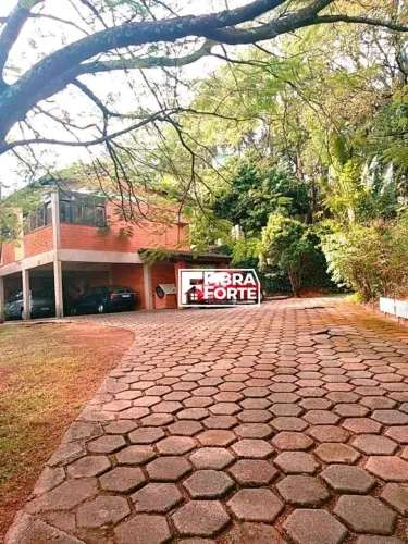 Chácara em Jundiai SP, para locação mensal ou venda com 460 metros úteis em terreno de 4,4