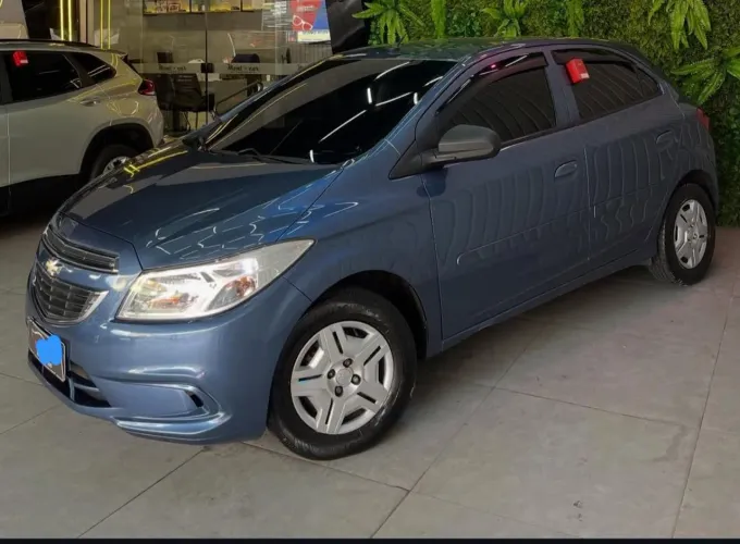 Chevrolet Onix Hatch LT 1.0 8V Flex Power Mec. 4P 2016