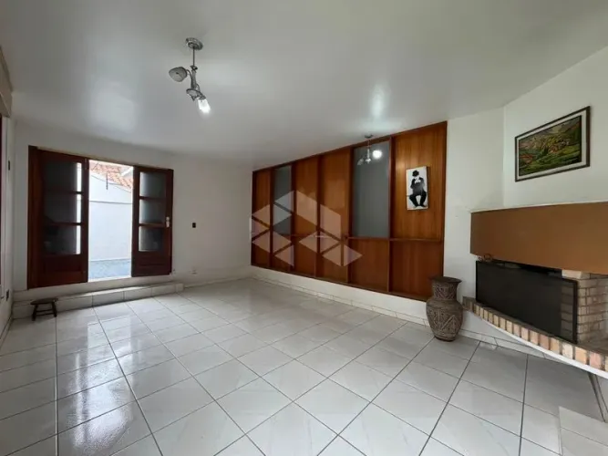 Casa Residencial 200M² - para Alugar
