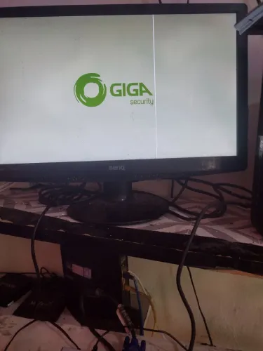 DVR 4 canais + 12 câmeras IP , HD 600 gb,4 camera , fonte 5 Amperes , 1 cano , 550,00