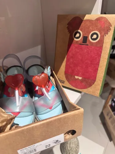 Melissa infantil tamanho 22 Nova (sem uso na caixa )