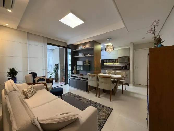 Apartamento a venda com 2 Quartos, 2 Suítes, Semi Mobiliado no bairro Corrego Grande em Fl