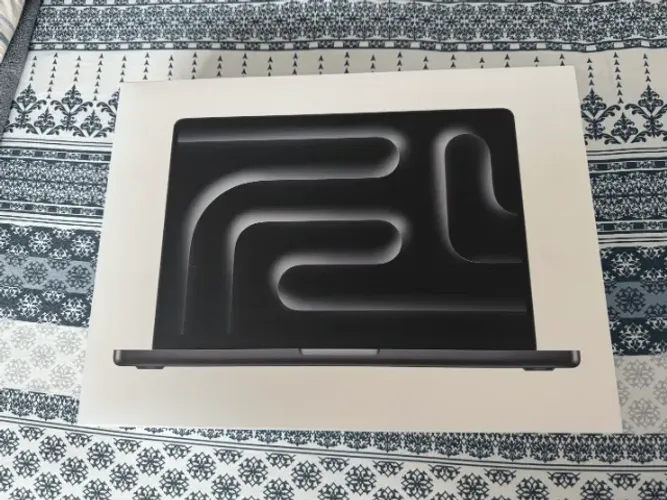 Macbook Pro M4 Pro 14'' - 24GB de ram e 1TB de SSD (Preto Espacial)