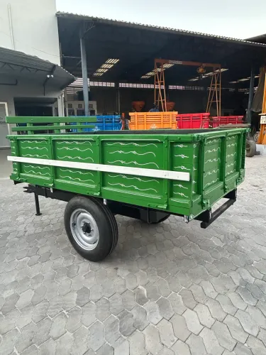 Carretinha Tradicional Trator