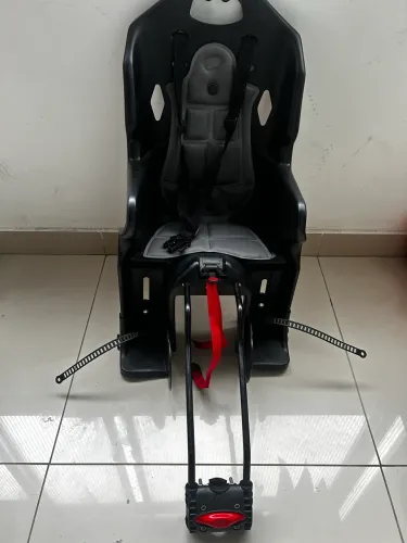 Cadeirinha de criança Polisport NOVA