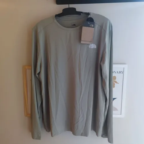 Blusa North face