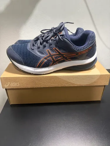 Tênis Asics Shogun ST tamanho 40