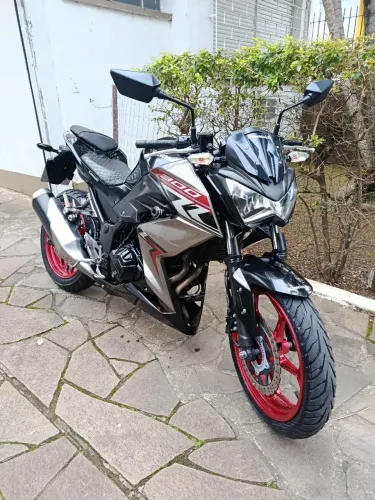 Kawasaki z300 aceito trocas