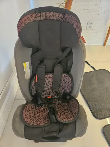 Cadeirinha segurança infantil fisherprice para carro