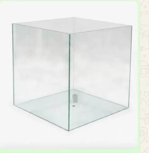 VASO de PLANTAS - CACHEPOT - CUBO VIDRO TEMPERADO 50 X 50 X 50 cm (tenho 3 unidades)
