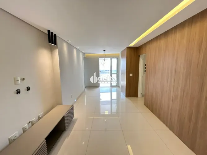 Apartamento com 3 quartos sendo 1 suíte disponível para locação e venda no bairro Santa Mô
