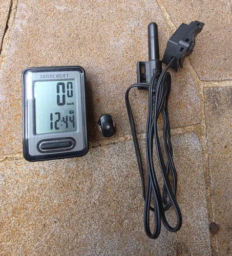 Ciclo computador CATEYE Velo 7