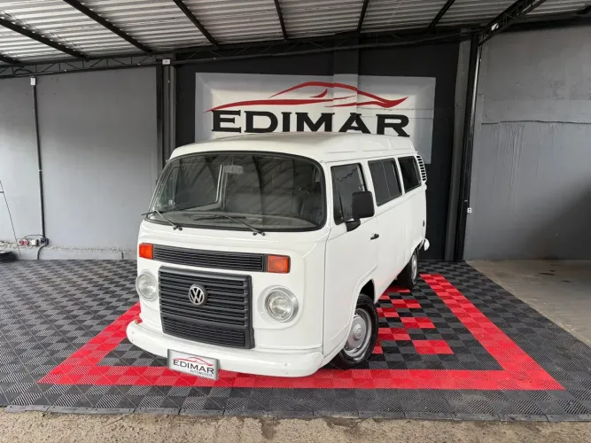 Volkswagen Kombi Standard/ Luxo/ Serie Prata 2009