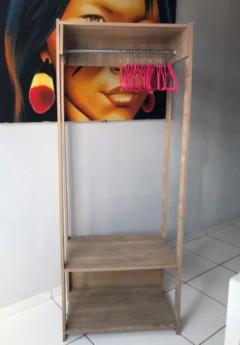 Armário de roupa
