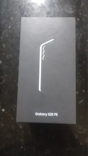Vendo ou troco galaxy S25 FE, 256 gb, 8 de ram 5 dias de uso