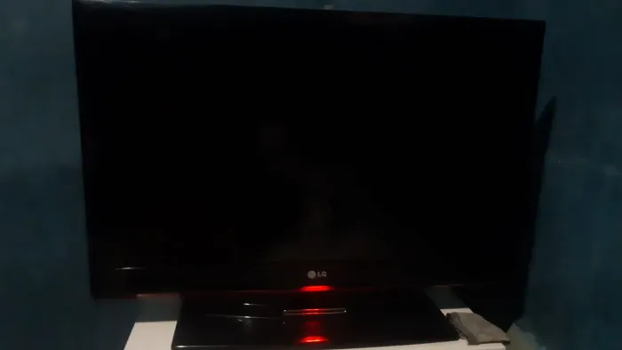 TV digital monitor 32" nova é linda