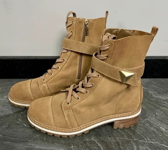 Bota Schutz 