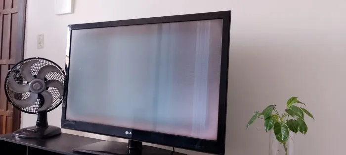 Tv 43 polegadas para reposição de peça