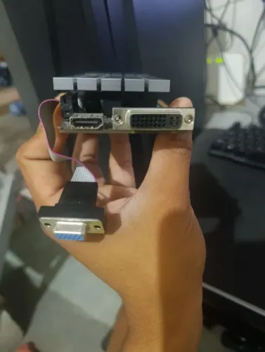 AMD R5 230 2GB GDDR3