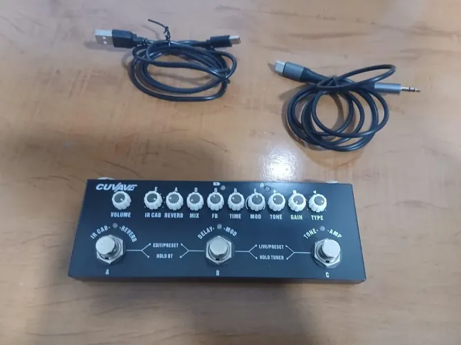 Pedaleira de guitarra Cuvave CubeBaby 180,00