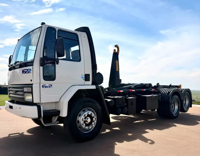 Ford Cargo 1622 ano 1996 Rollon 2010 G25