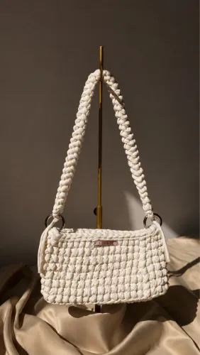 Bolsa de crochê off white