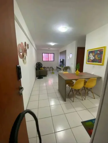 Mobiliado e a 100 m da praia 