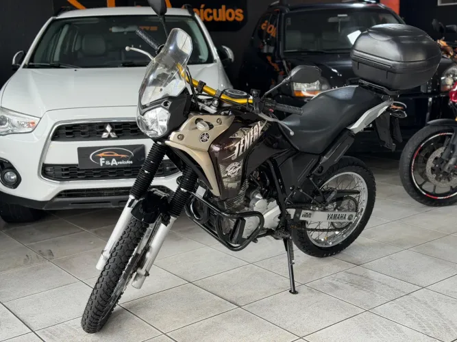 Tenere 250