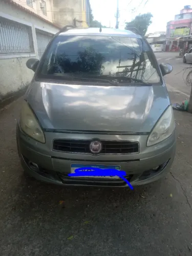 Fiat Idea Essence Dualogic 1.6 Flex 16V 5P 2012