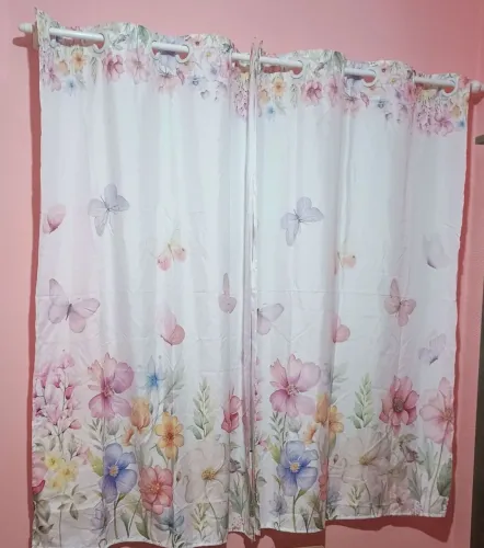Cortina estampada com borboletas e flores para quarto medida 2.00 X 1.50