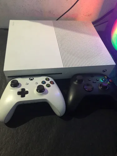 Vendo xbox one s