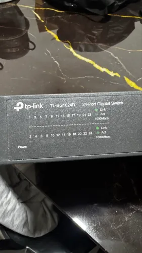 Switch TP-LINK SG1924D
